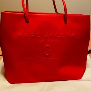 Red tote
